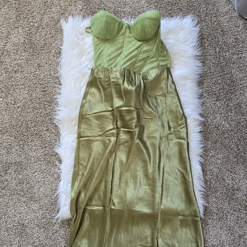 Elegant Green Strapless Dress 2 Piece